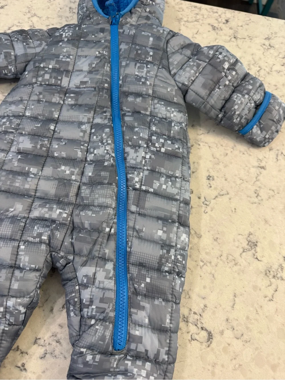 SNOWZU Boys 6mo + Gray Pixel-Print Infant Puffer Snowsuit Zippered One Piece